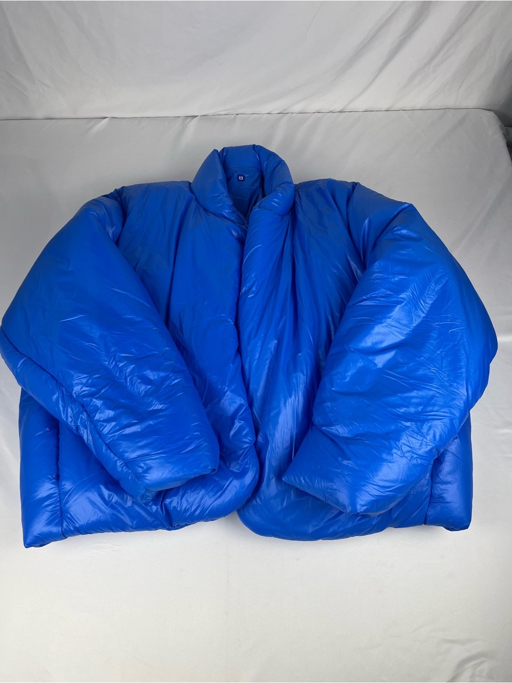 Yeezy Gap Round Jacket Blue Size Large YZY Kanye West Puffer Jacket
